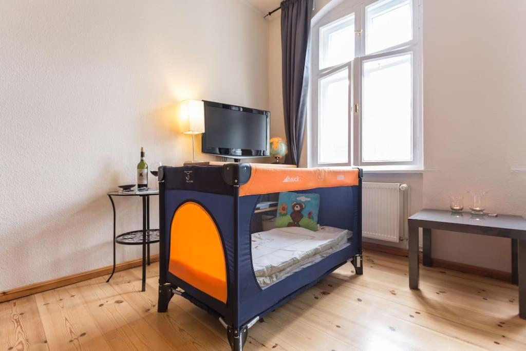 Zentrale Altbauwohnung Im Helmholtzkiez Berlin Kültér fotó