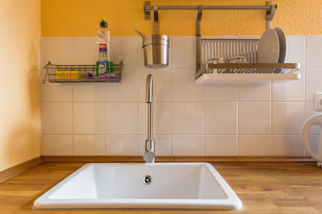Zentrale Altbauwohnung Im Helmholtzkiez Berlin Kültér fotó